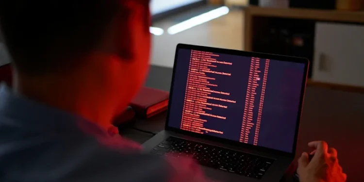 Smishing Triad Linked to 194,000 Malicious Domains in Global Phishing Operation